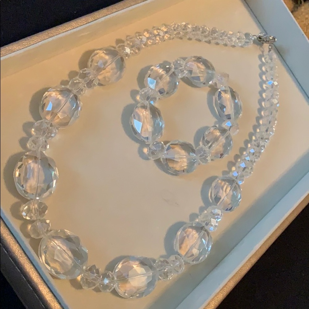 Sparkly Crystal Necklace and Bracket - new